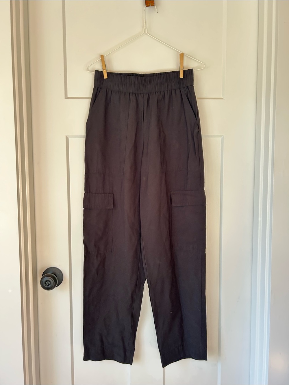 Lightweight Flowy Black Cargo Pants